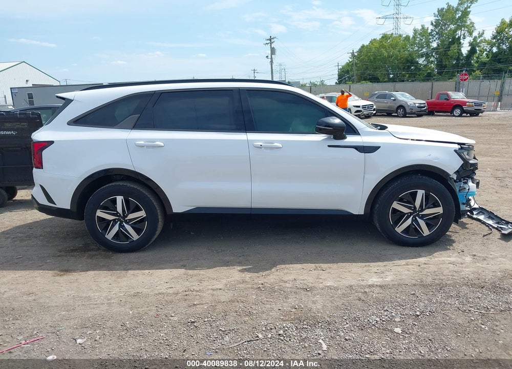 2022 KIA SORENTO EX VIN: 5XYRH4LF7NG143861