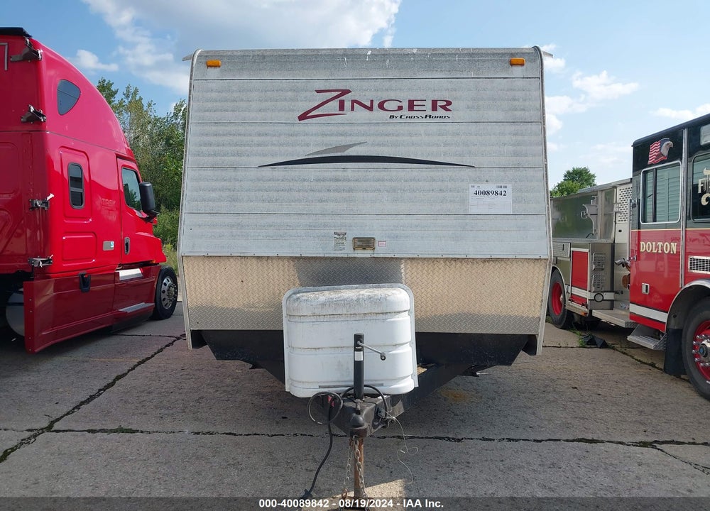 2011 CROSSROADS ZINGER TRAVEL TRAILER VIN: 4V0TC3120BA012948