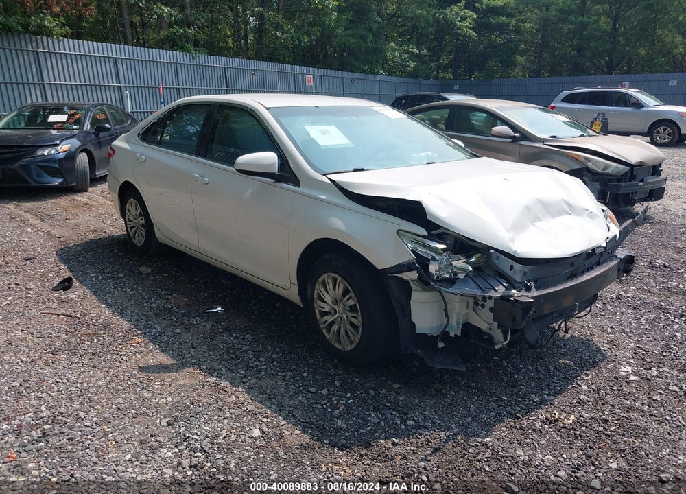 2015 TOYOTA CAMRY LE VIN: 4T1BF1FK2FU959743