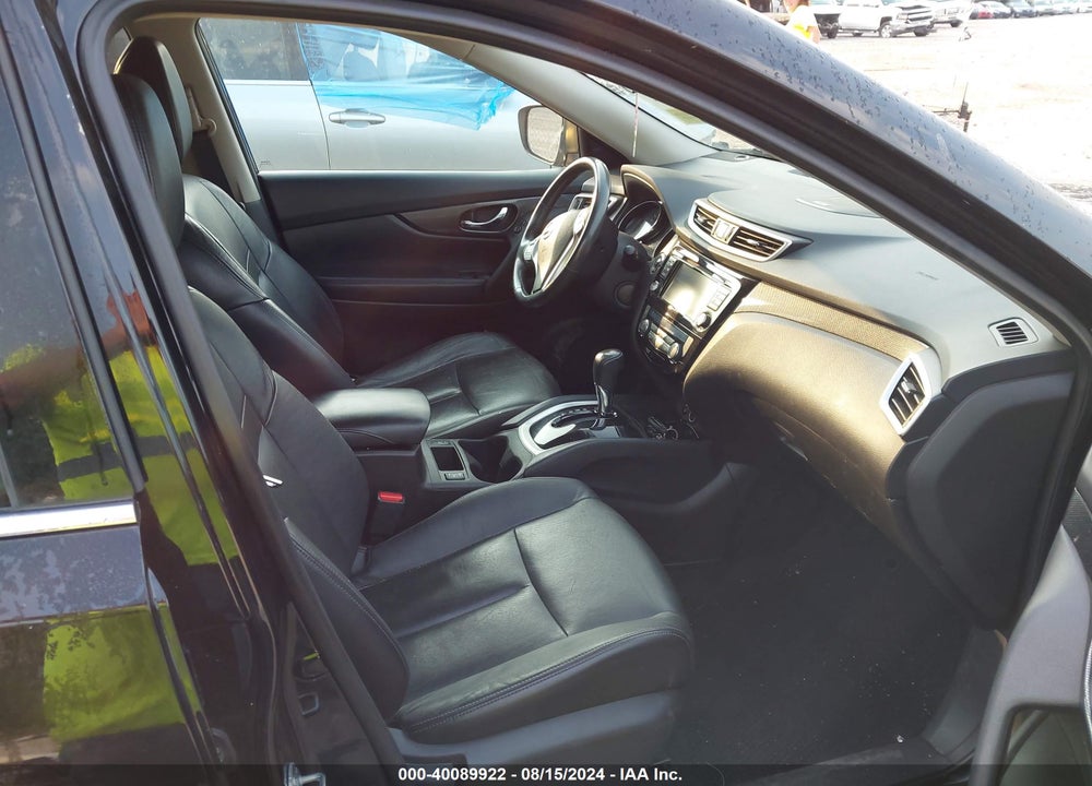 2015 NISSAN ROGUE SL VIN: 5N1AT2MVXFC811000