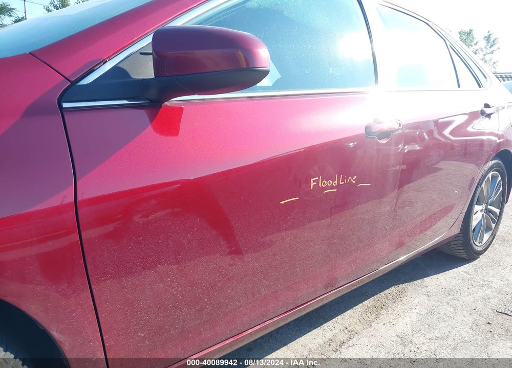 2015 TOYOTA CAMRY SE VIN: 4T1BF1FK4FU952647