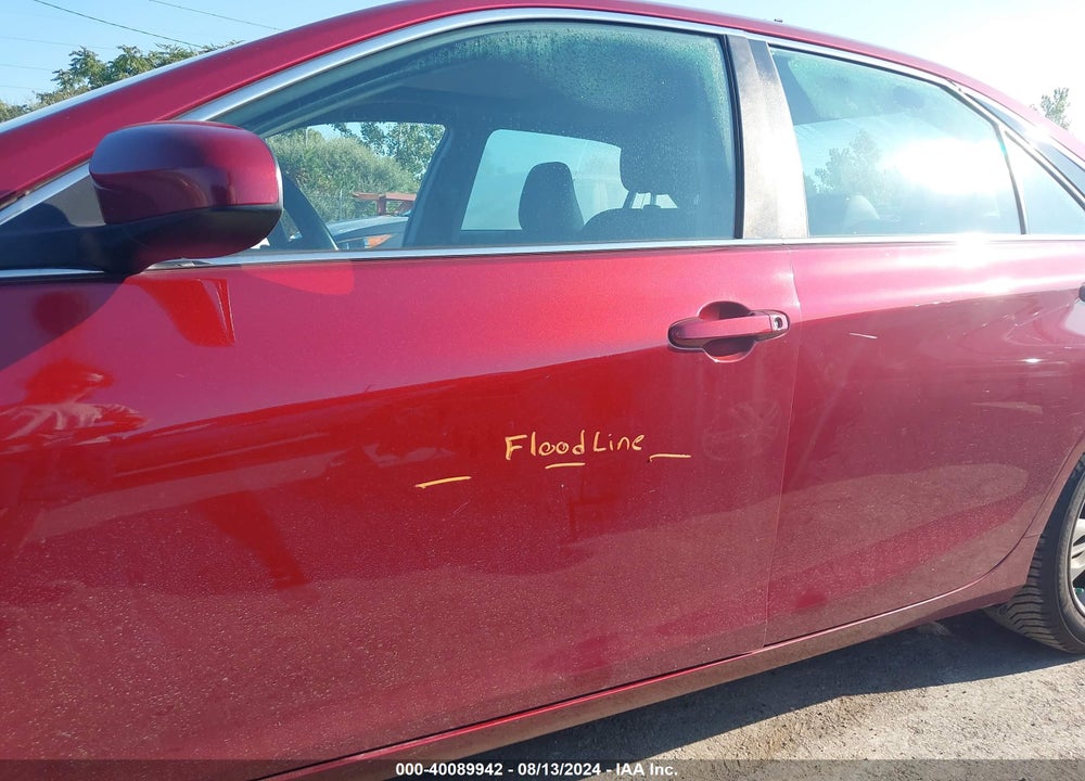 2015 TOYOTA CAMRY SE VIN: 4T1BF1FK4FU952647
