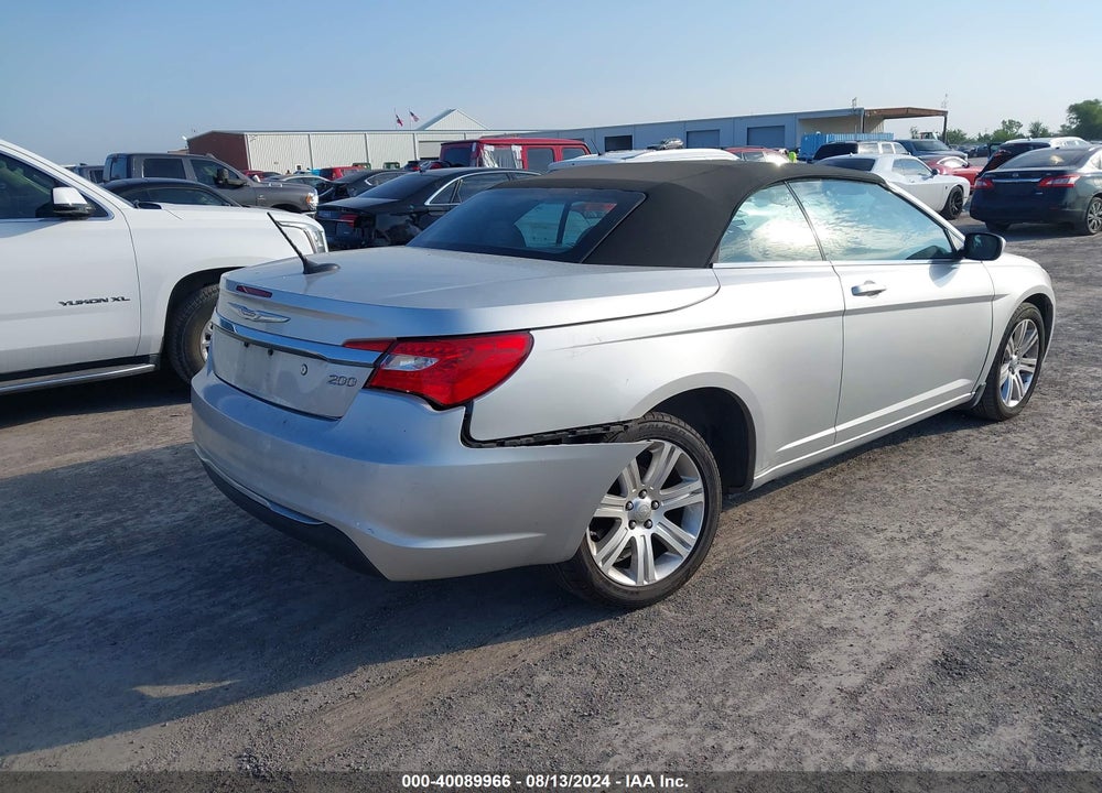 2011 CHRYSLER 200 TOURING VIN: 1C3BC2EGXBN620530