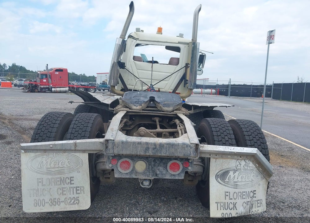 2006 MACK 600 CHN600 VIN: 1M1AJ07Y66N006703