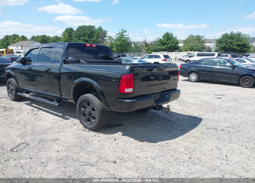 2018 RAM 3500 BIG HORN MEGA CAB 4X4 6'4 BOX VIN: 3C63R3LL6JG393341