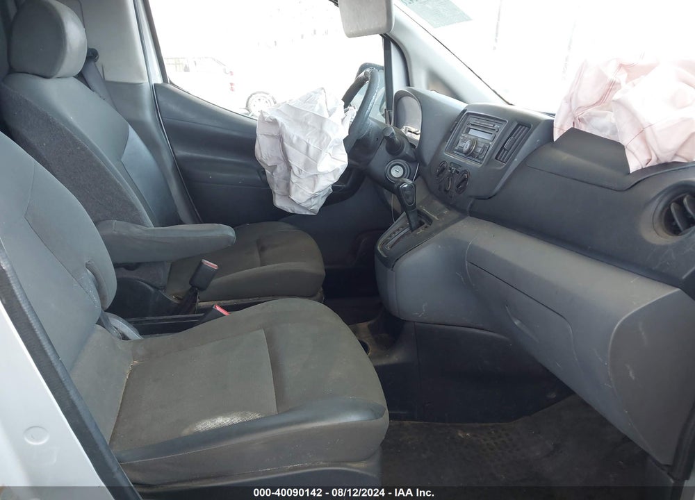 2015 NISSAN NV200 S VIN: 3N6CM0KN9FK696060