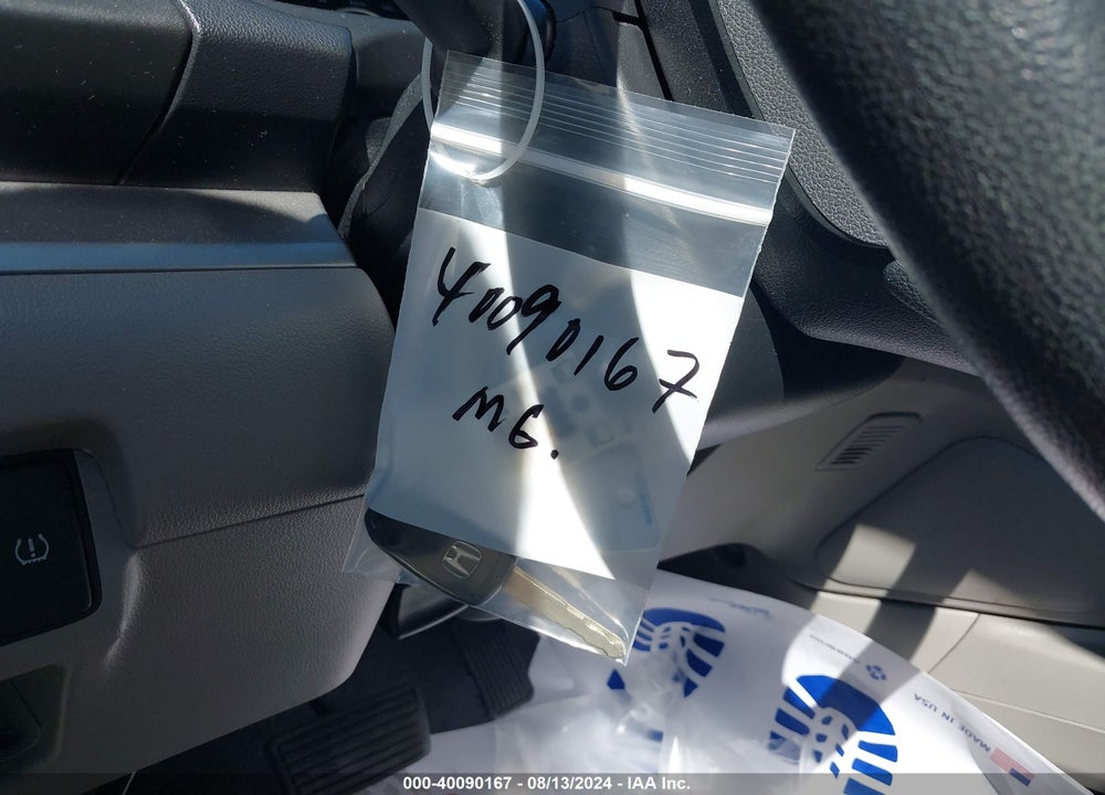 2014 HONDA CR-V LX VIN: 5J6RM3H34EL037015
