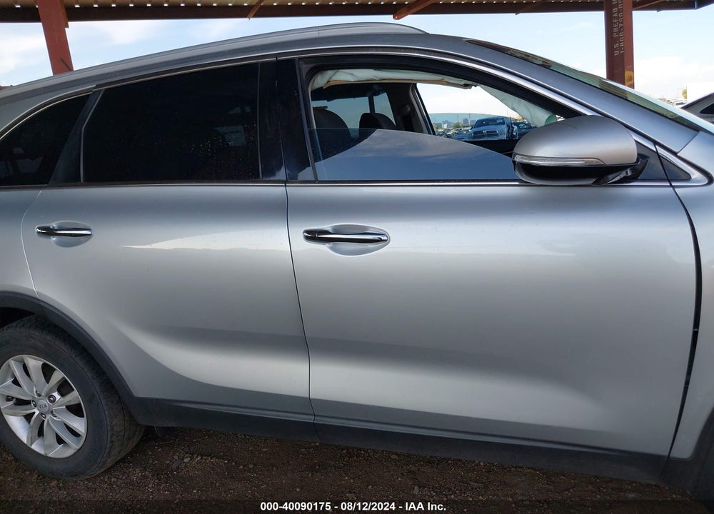 2017 KIA SORENTO 2.4L LX VIN: 5XYPG4A35HG215762