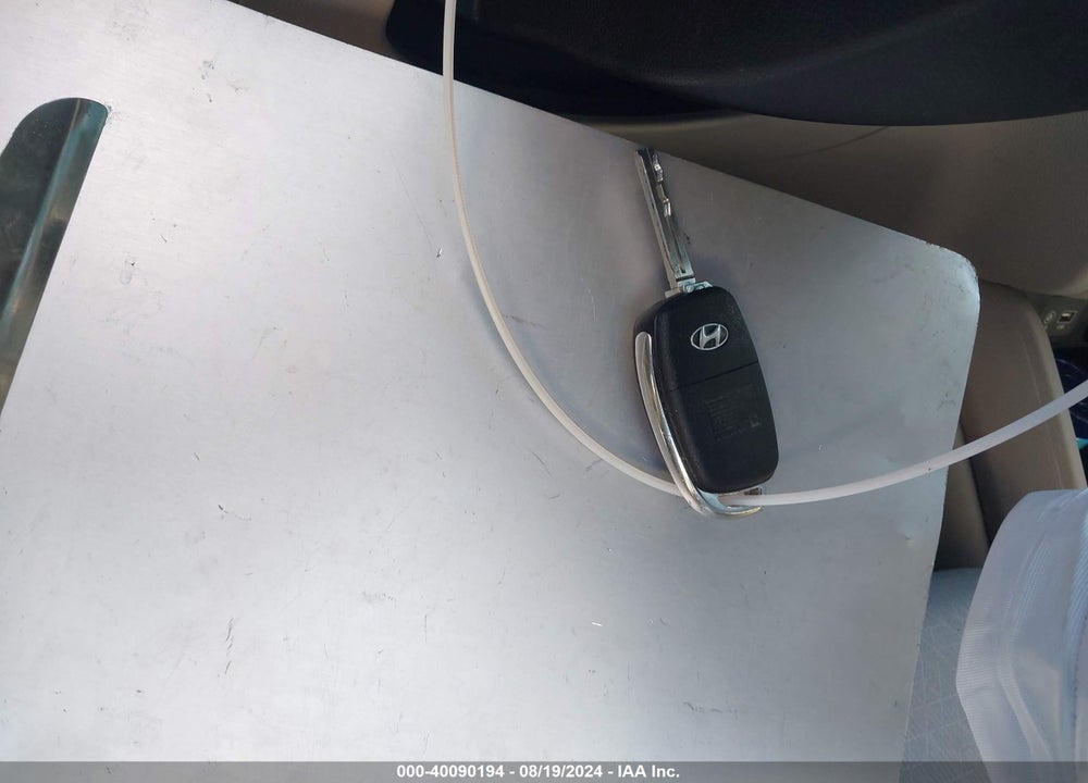 2016 HYUNDAI TUCSON SE VIN: KM8J23A49GU042733