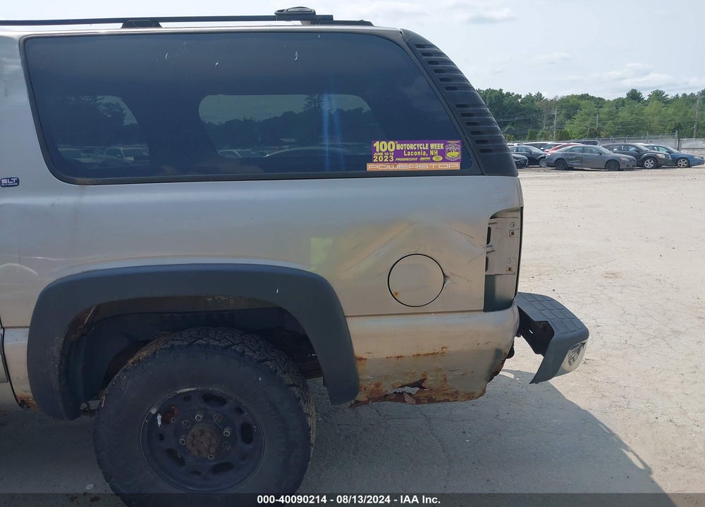 2001 GMC YUKON XL 2500 SLT VIN: 3GKGK26G41G289586