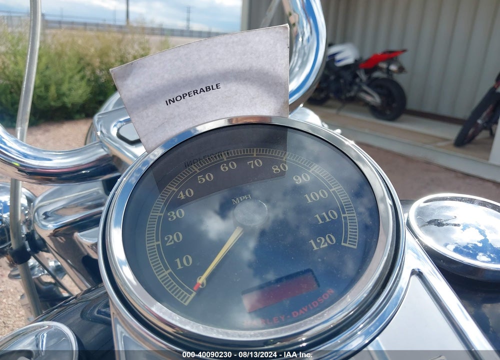 2011 HARLEY-DAVIDSON FLHRC VIN: 1HD1FRM14BB669968