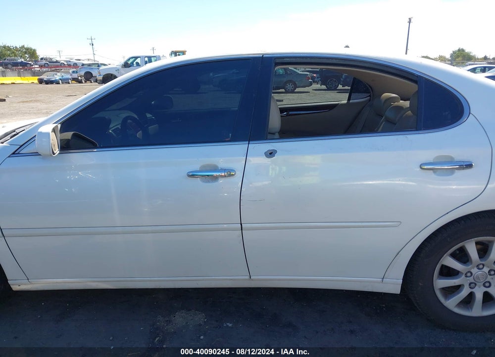 2003 LEXUS ES 300 VIN: JTHBF30G130147405