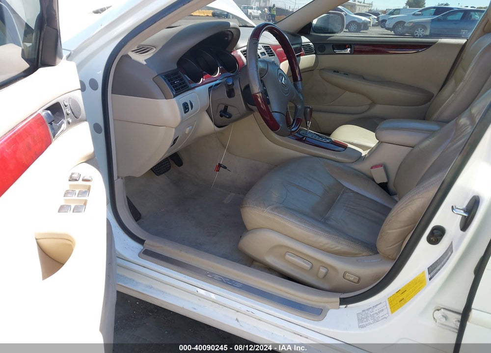 2003 LEXUS ES 300 VIN: JTHBF30G130147405