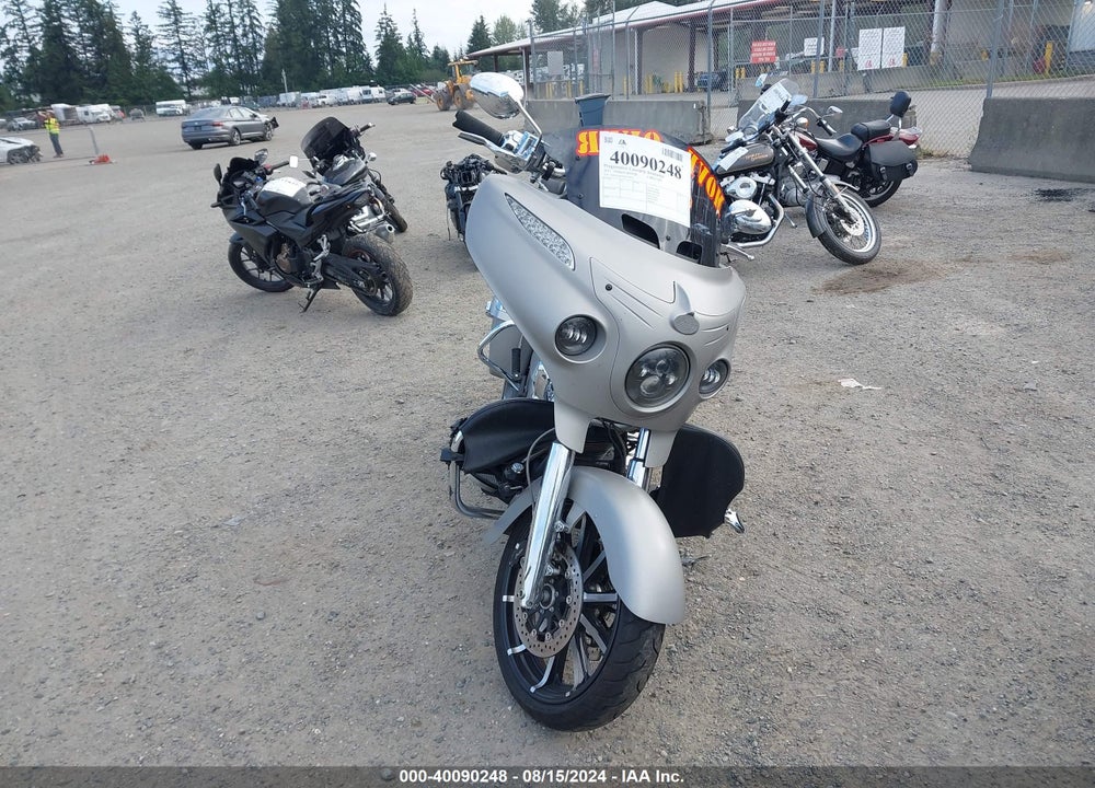 2017 INDIAN MOTORCYCLE CO. CHIEFTAIN LIMITED VIN: 56KTCNAA5H3354528