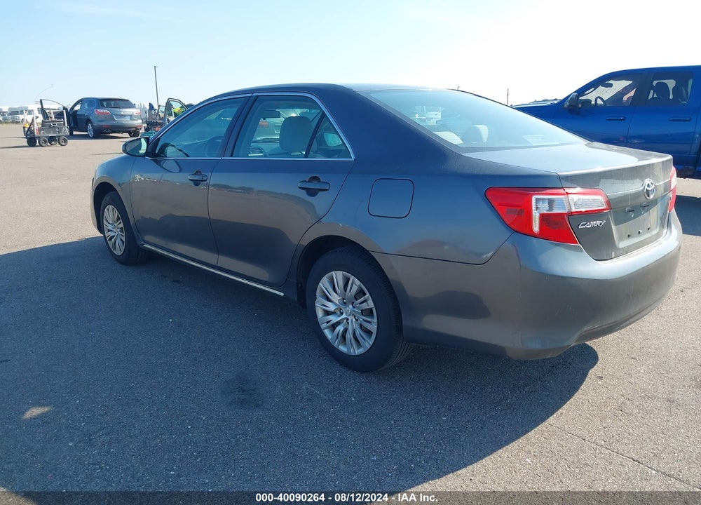 2013 TOYOTA CAMRY LE VIN: 4T1BF1FK7DU205072