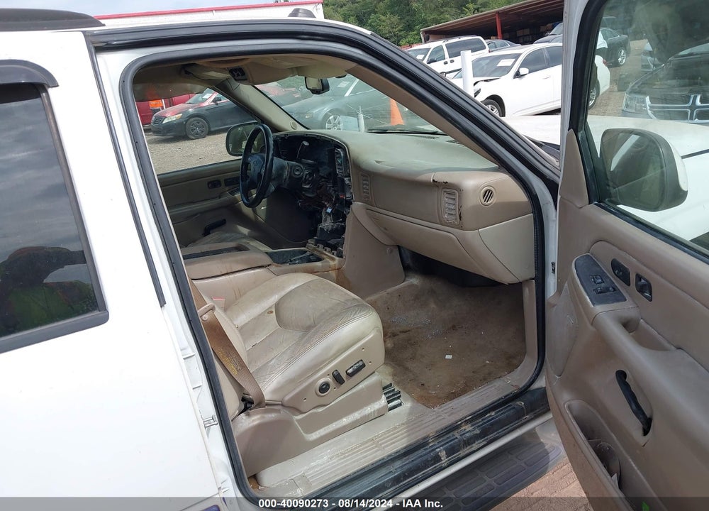 2005 CHEVROLET TAHOE LS/LT/Z71 VIN: 1GNEC13T55J127070
