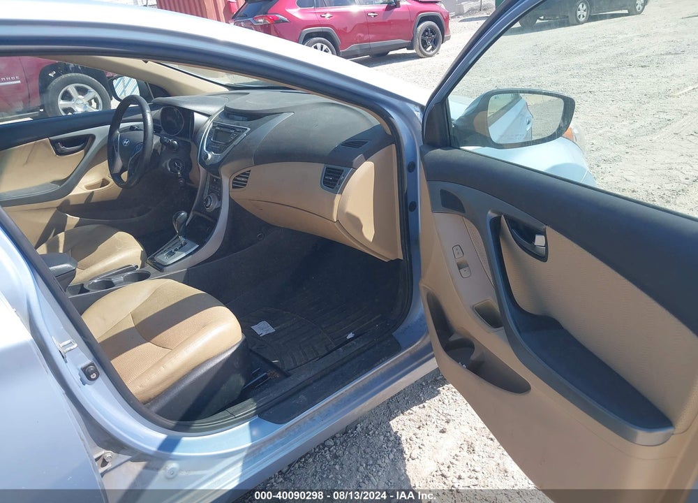 2012 HYUNDAI ELANTRA LIMITED (ULSAN PLANT) VIN: KMHDH4AE8CU487078