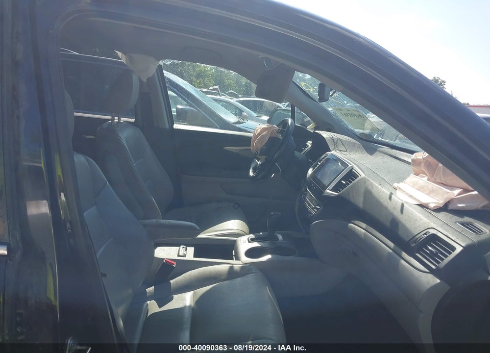 2016 HONDA PILOT EX-L VIN: 5FNYF6H53GB005774
