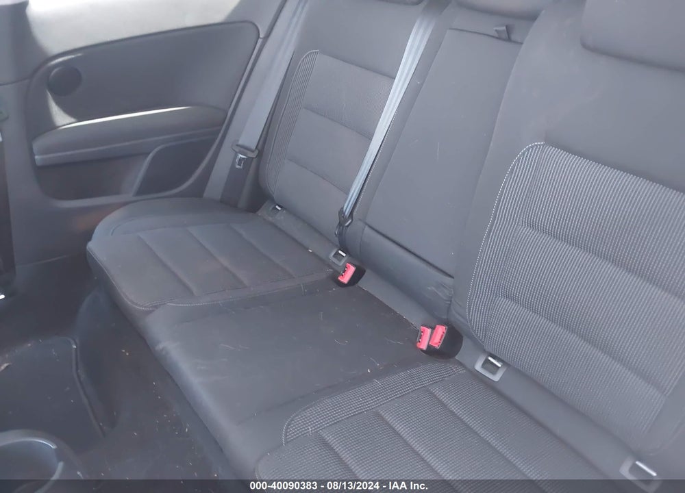 2011 VOLKSWAGEN GOLF 2.5L 2-DOOR VIN: WVWBB7AJ9BW028849