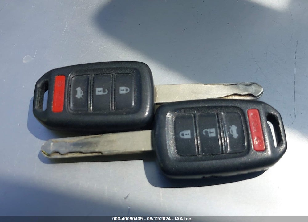 2014 HONDA CIVIC LX VIN: 19XFB2F57EE224061