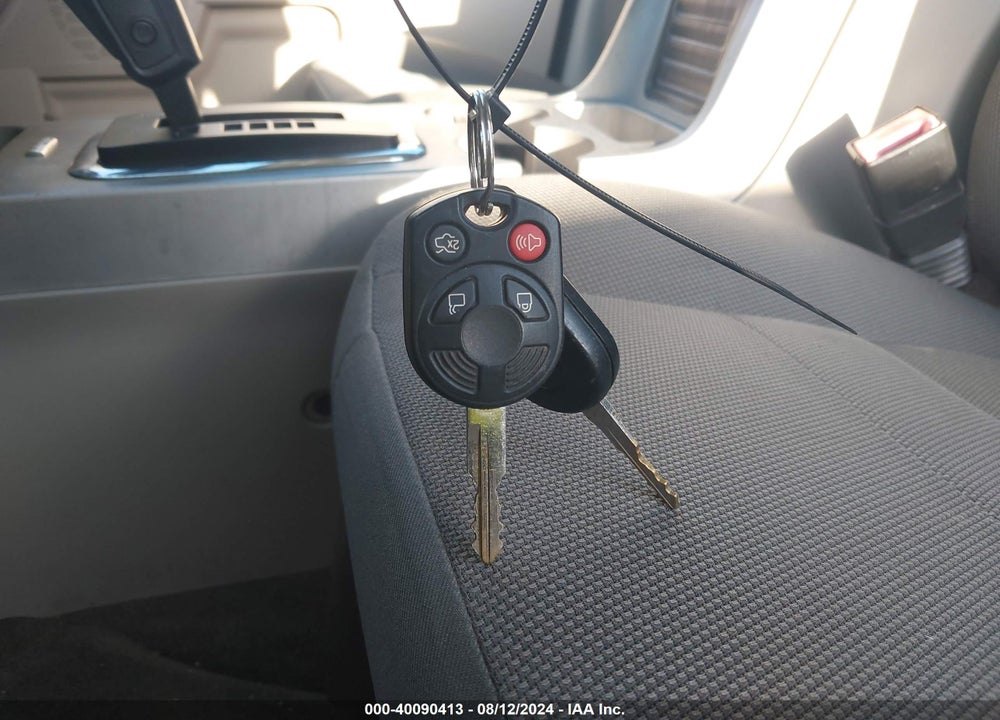 2009 FORD ESCAPE XLT VIN: 1FMCU03G29KA52110