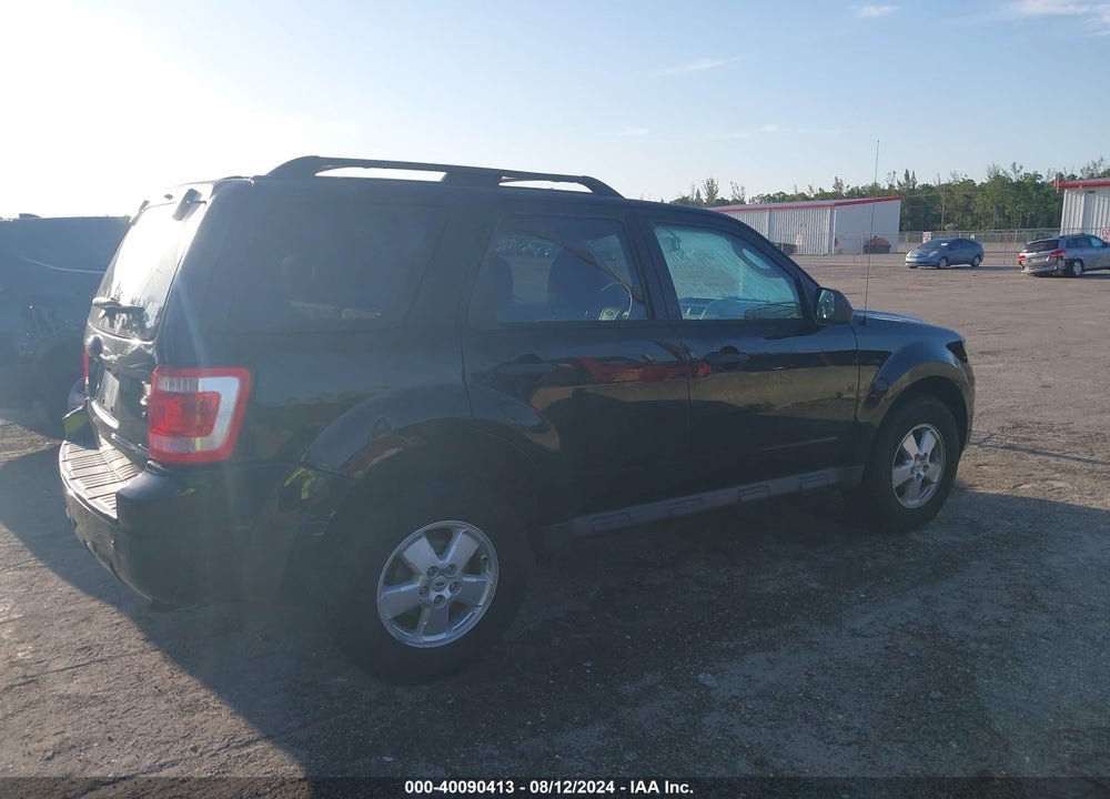 2009 FORD ESCAPE XLT VIN: 1FMCU03G29KA52110