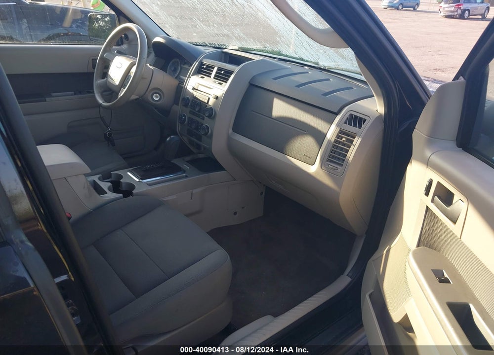 2009 FORD ESCAPE XLT VIN: 1FMCU03G29KA52110