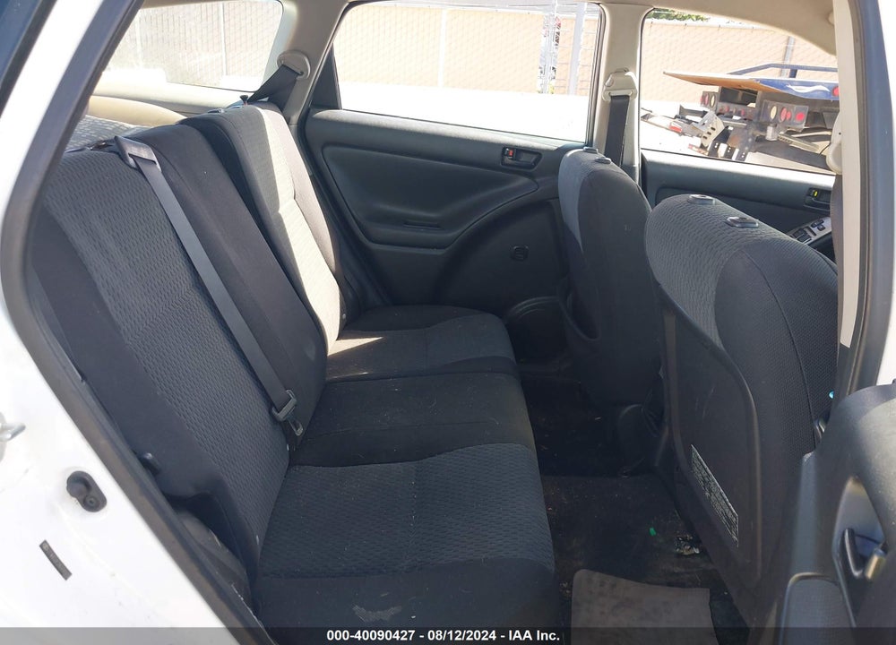 2008 TOYOTA MATRIX VIN: 2T1KR32E28C690800