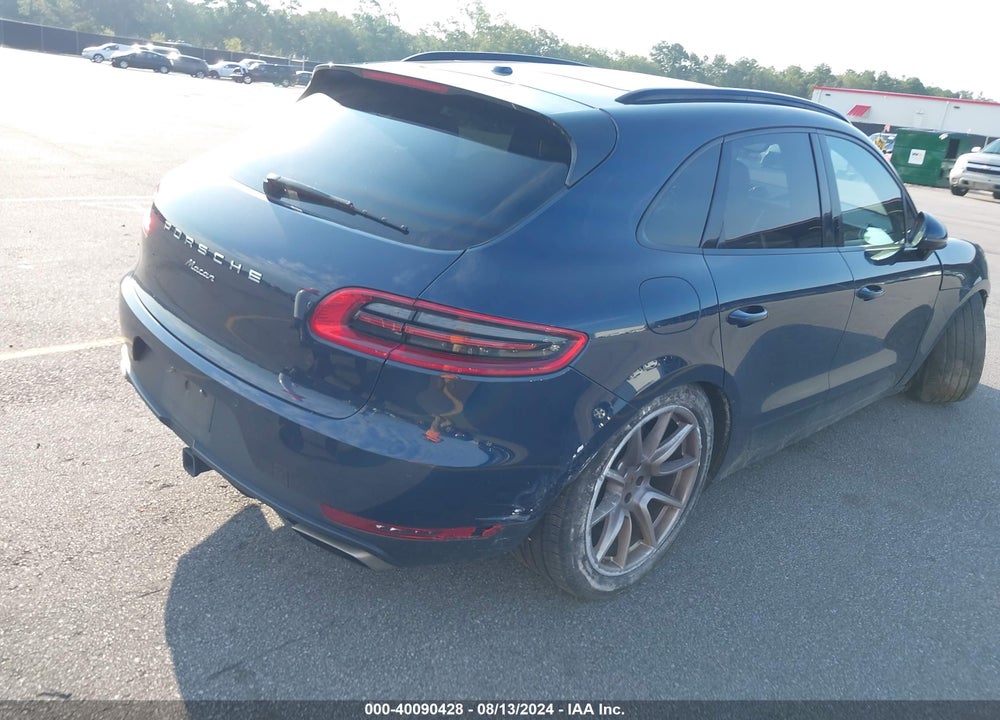 2017 PORSCHE MACAN VIN: WP1AA2A50HLB81651