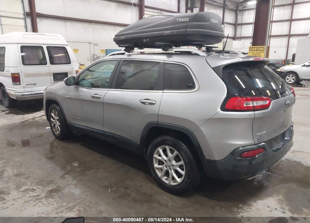2017 JEEP CHEROKEE LATITUDE 4X4 VIN: 1C4PJMCS6HW567368