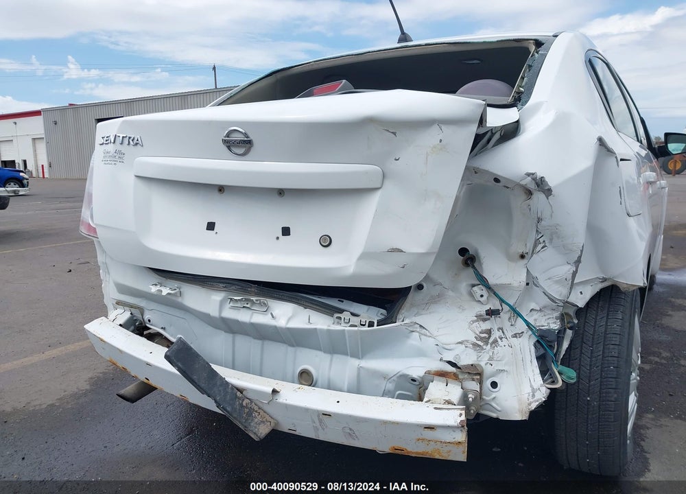 2009 NISSAN SENTRA 2.0 VIN: 3N1AB61E29L621044