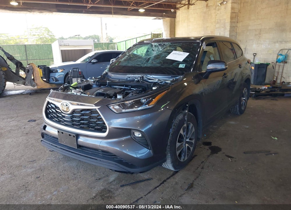 2021 TOYOTA HIGHLANDER XLE VIN: 5TDGZRBH0MS135350