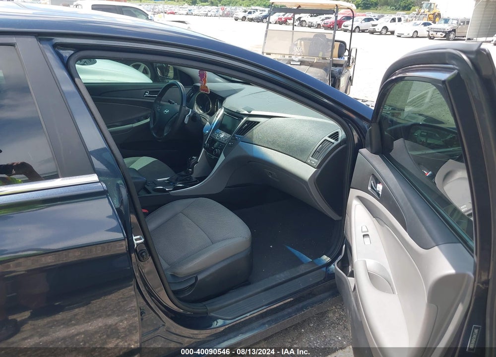 2013 HYUNDAI SONATA VIN: 5NPEC4AC4DH619500