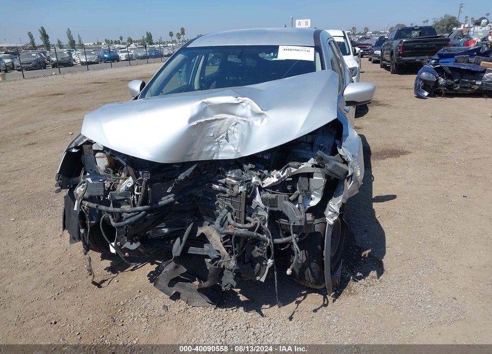 2018 NISSAN ROGUE S VIN: KNMAT2MTXJP561763