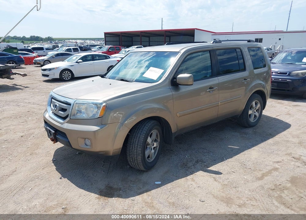 2011 HONDA PILOT EX-L VIN: 5FNYF4H59BB076037