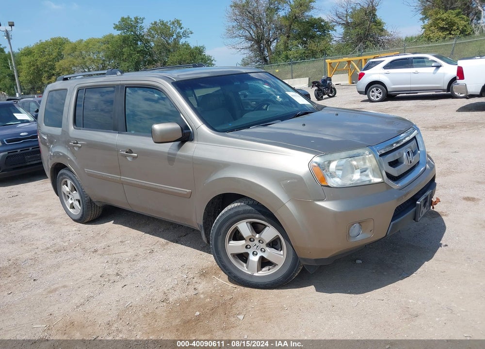 2011 HONDA PILOT EX-L VIN: 5FNYF4H59BB076037