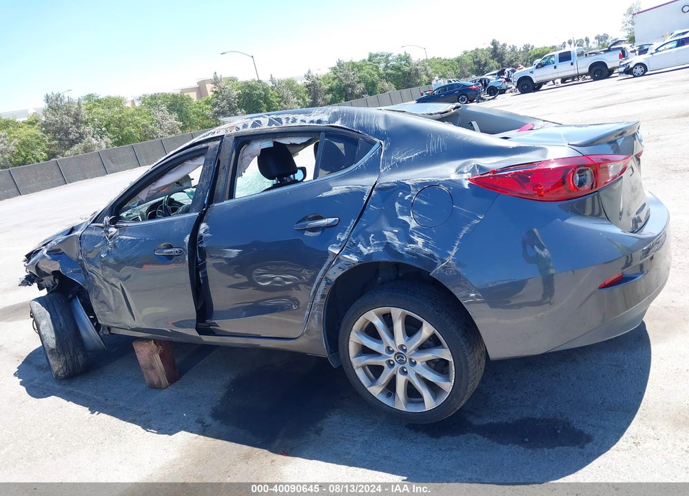 2015 MAZDA 3 S TOURING VIN: JM1BM1V39F1218835
