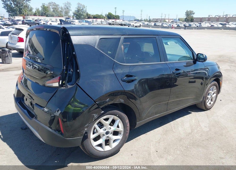 2023 KIA SOUL LX VIN: KNDJ23AU7P7877930