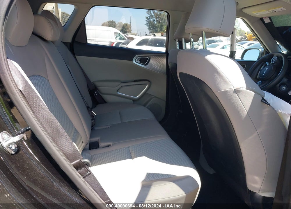 2023 KIA SOUL LX VIN: KNDJ23AU7P7877930