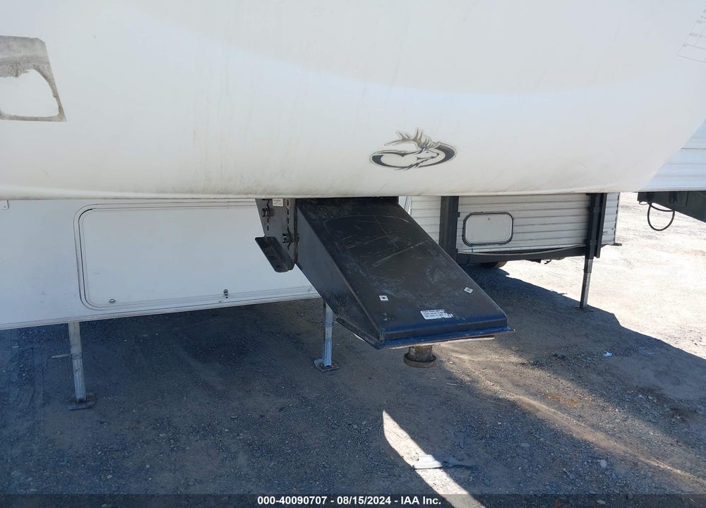 2011 HEARTLAND ELKRIDGE VIN: 5SFRG2924BE231778