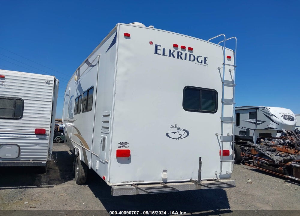 2011 HEARTLAND ELKRIDGE VIN: 5SFRG2924BE231778