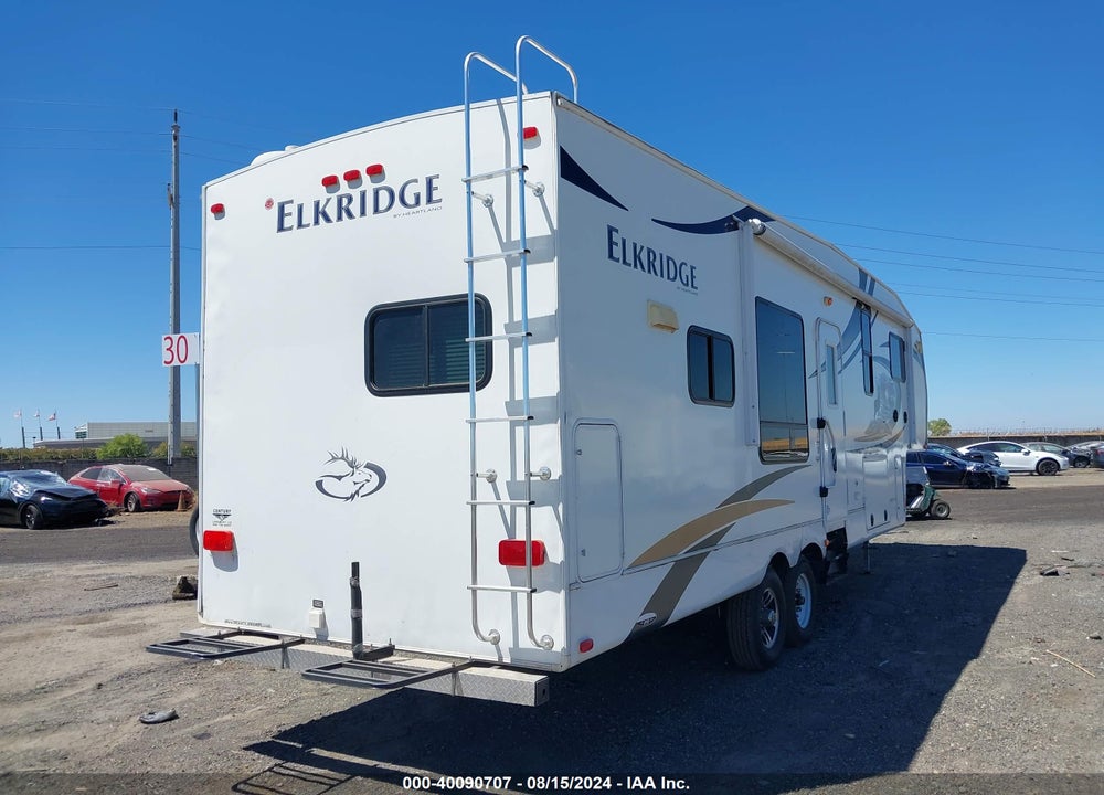 2011 HEARTLAND ELKRIDGE VIN: 5SFRG2924BE231778