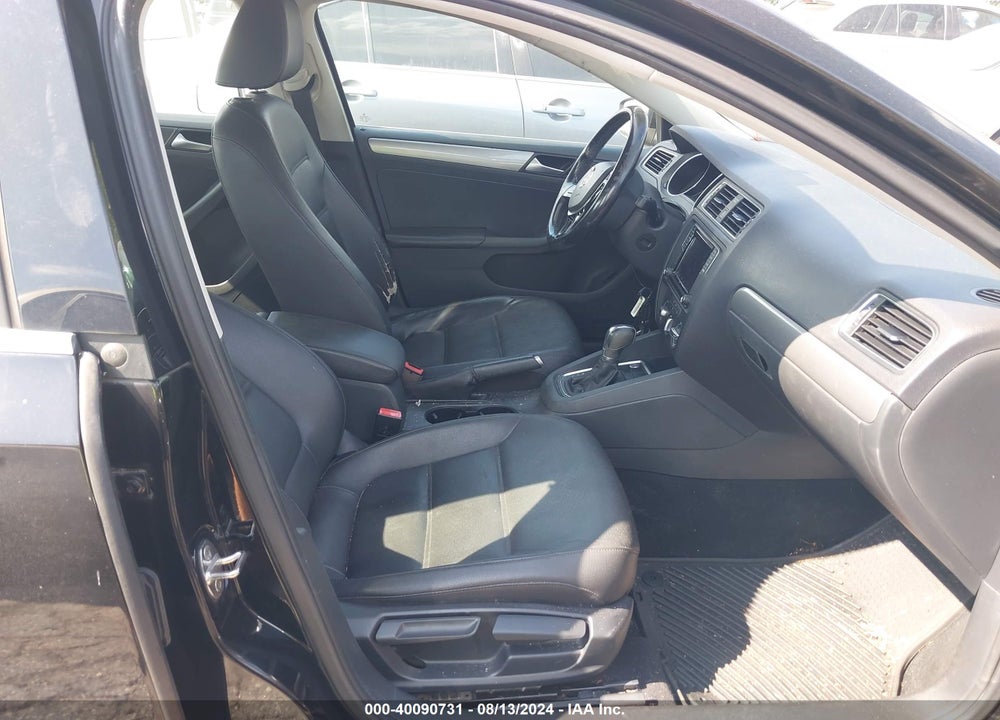 2017 VOLKSWAGEN JETTA 1.4T SE VIN: 3VWDB7AJ4HM228259