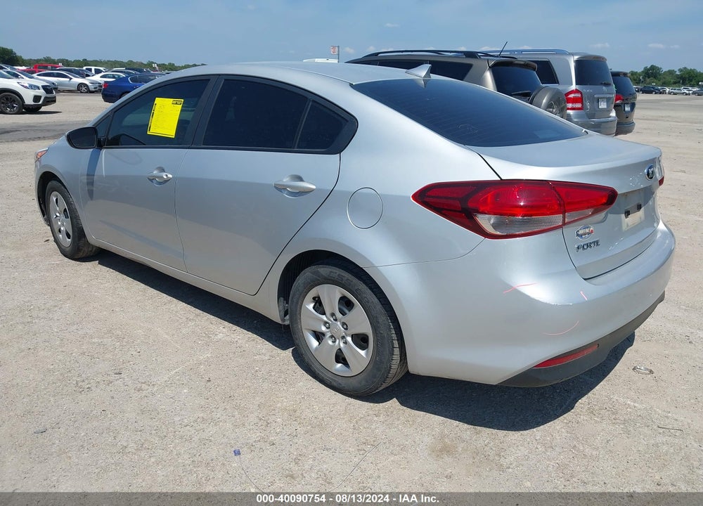 2017 KIA FORTE LX VIN: 3KPFK4A77HE088992
