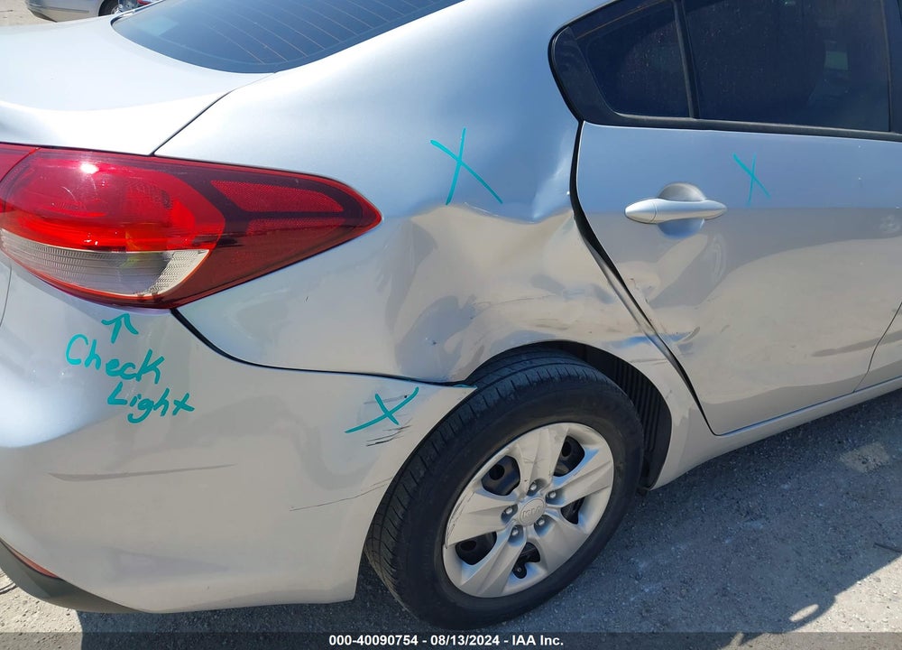 2017 KIA FORTE LX VIN: 3KPFK4A77HE088992