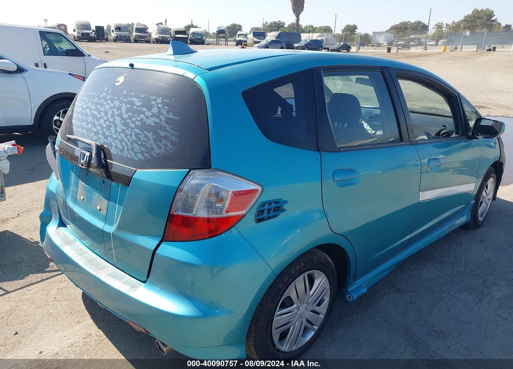 2012 HONDA FIT SPORT VIN: JHMGE8H54CC015178
