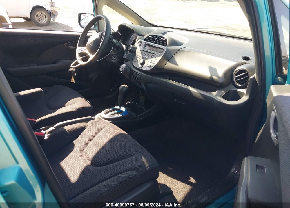 2012 HONDA FIT SPORT VIN: JHMGE8H54CC015178