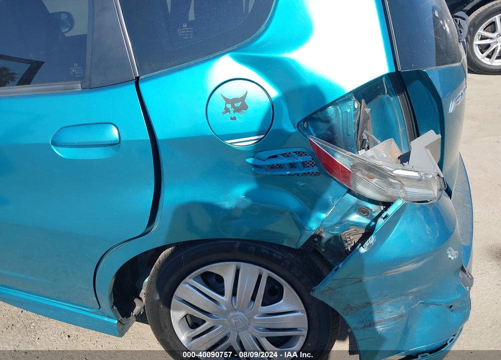 2012 HONDA FIT SPORT VIN: JHMGE8H54CC015178