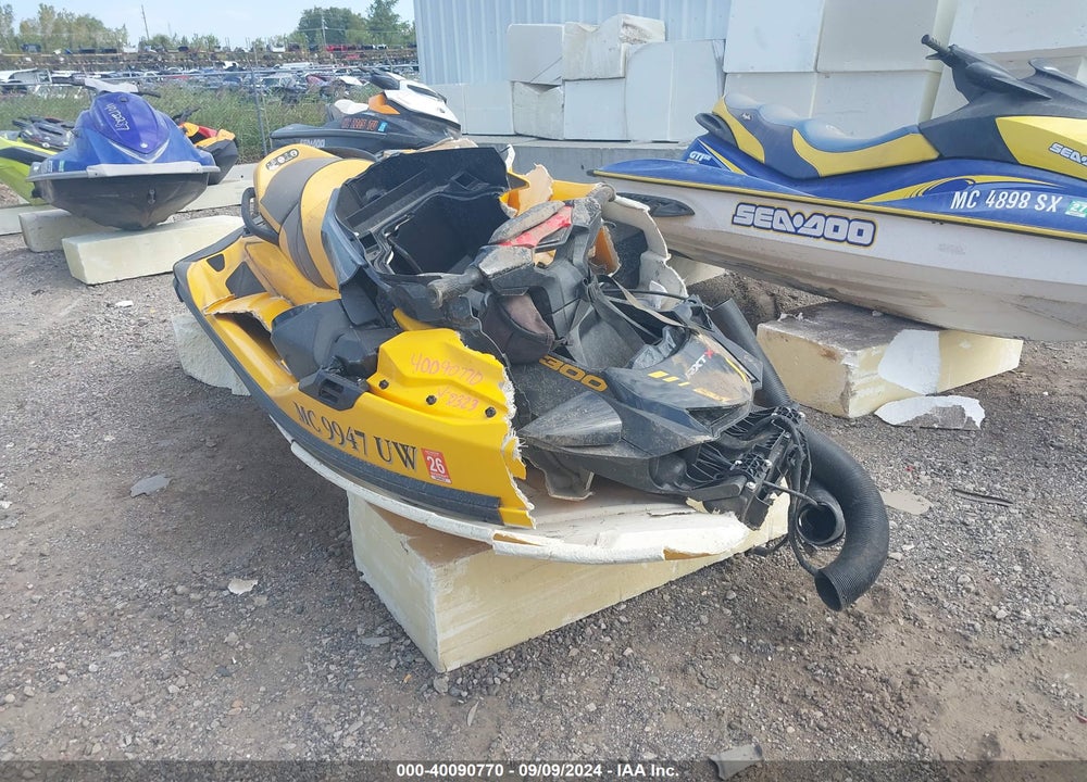 2023 SEADOO RXT-X 300 VIN: YDV93059D323