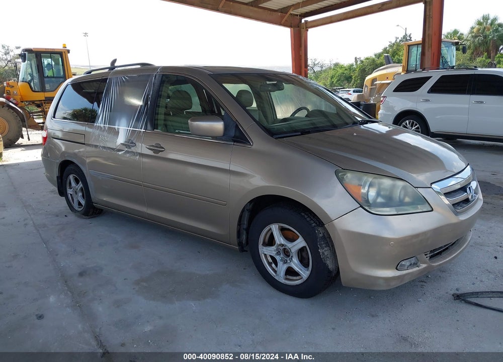 2005 HONDA ODYSSEY TOURING VIN: 5FNRL38885B132586